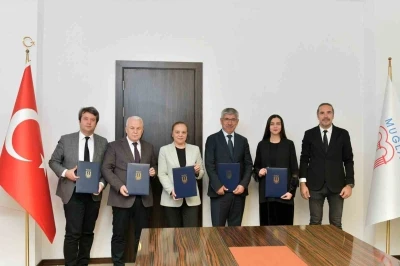Muğla&rsquo;da kariyer şenliği i&ccedil;in kurumlar bir araya geldi
