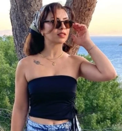 Muğla&rsquo;da teknede &ouml;l&uuml; bulunan kadın Aydın&rsquo;da son yolculuğuna uğurlandı
