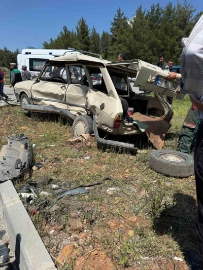 Muğla-Denizli yolunda feci kaza: 1 &ouml;l&uuml;, 1 yaralı
