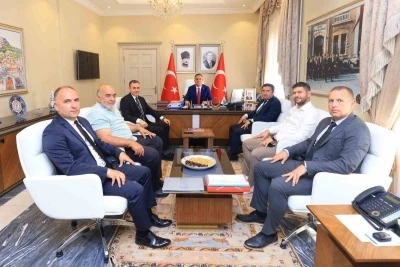 Muğla Valisi Akbıyık, Kızılay&rsquo;ın Muğla&rsquo;daki faaliyetleri hakkında bilgi aldı
