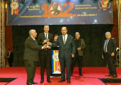 Muğla Valisi Akbıyık ‘Yılın Valisi’ seçildi
