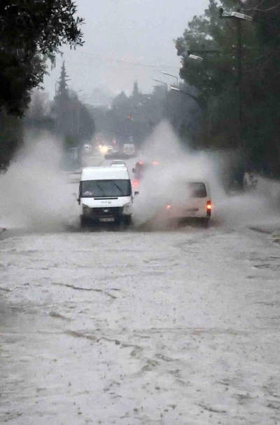 Muğla, yağışlı havanın etkisi altına giriyor
