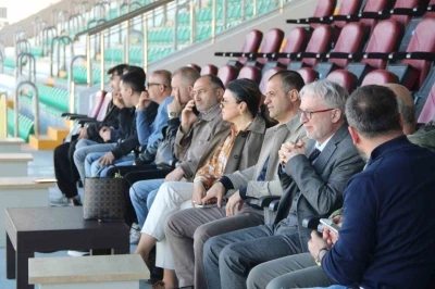Muğlaspor Teknik Direkt&ouml;r&uuml; Sarıg&uuml;l: "&Ouml;zlediğimiz oyunla bu şehre şampiyonluğu getireceğiz"

