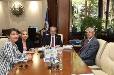 Muhabirler Derneği’nden Ankara Üniversitesi Rektörü Prof. Dr. Necdet Ünüvar’a ziyaret
