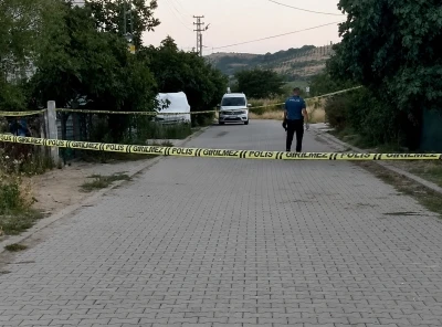 Muratlı&rsquo;da feci kaza: Kargo aracının &ccedil;arptığı bir &ccedil;ocuk &ouml;ld&uuml;, 1 &ccedil;ocuk ağır yaralı
