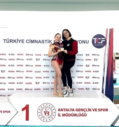 Muratpaşa, cimnastikte T&uuml;rkiye şampiyonu

