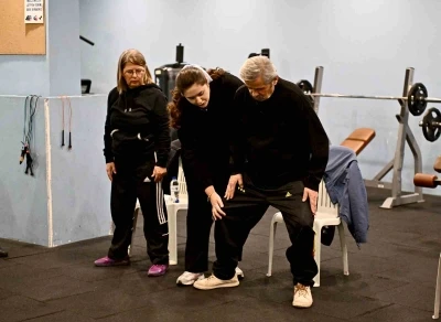 Muratpaşa&rsquo;dan parkinson hastalarına destek
