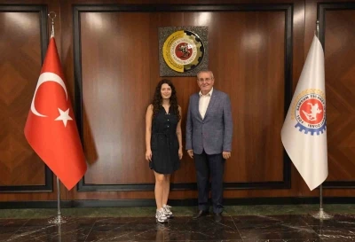 Murzioğlu&rsquo;ndan Ayb&uuml;ke Eldemir&rsquo;e tebrik
