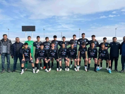 Muş Gen&ccedil;lerbirliği&rsquo;nden 50. yılında &ccedil;ifte şampiyonluk sevinci
