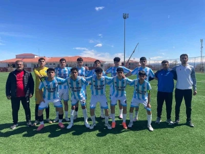 Muş Gen&ccedil;lerbirliği U-16&rsquo;da b&ouml;lge şampiyonu oldu
