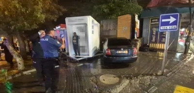 Muş’ta direksiyon başında sara nöbeti geçiren sürücü ATM’ye çarptı
