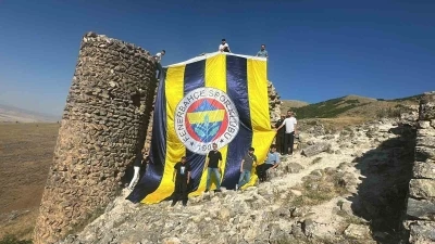 Muş&rsquo;ta D&uuml;nya Fenerbah&ccedil;eliler G&uuml;n&uuml; Haspet Kalesi&rsquo;nde kutlandı
