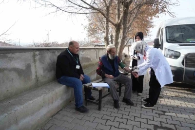 Muş&rsquo;ta k&ouml;y k&ouml;y mobil sağlık taraması
