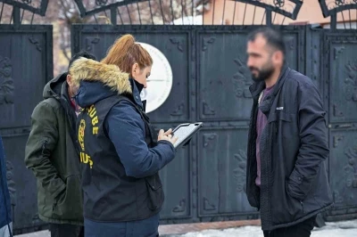 Muş&rsquo;ta okul &ccedil;evrelerinde g&uuml;venlik uygulaması
