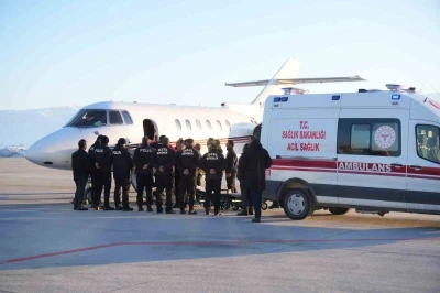 Muş&rsquo;ta tedavi g&ouml;ren hasta, u&ccedil;ak ambulansla Ankara&rsquo;ya nakledildi
