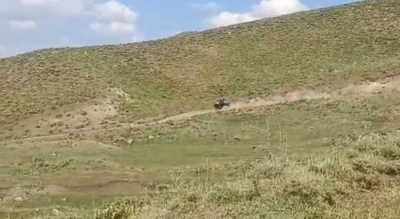 Muş&rsquo;ta trakt&ouml;r takla attı: 2 yaralı
