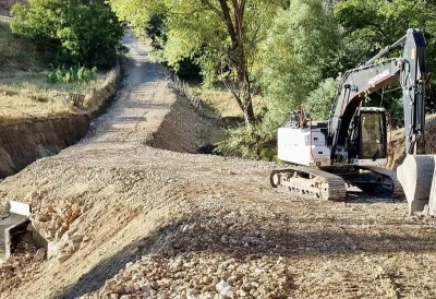 Muş’ta yol yatırımları sürüyor
