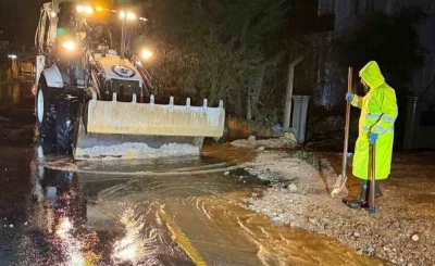 MUSKİ ekiplerinden anında m&uuml;dahale
