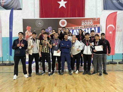 Muşlu sporculardan Muaythai B&ouml;lge Şampiyonası&rsquo;nda b&uuml;y&uuml;k başarı
