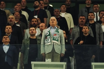 Mustafa Bozbey: &quot;Her zaman yanındayız Bursaspor’umuz&quot;
