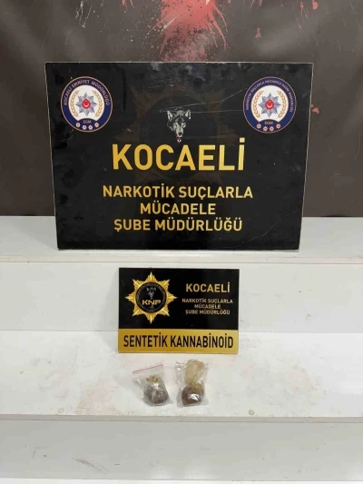 Narkotik ekiplerinden operasyon: 500 gram metamfetamin ele geçirildi
