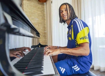 Nathan Ake: "Buraya gelmek benim i&ccedil;in kolay bir karar oldu"
