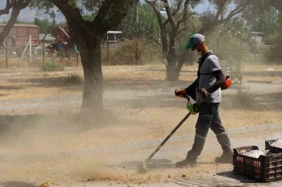 Nazilli Belediyesi’nden Pirlibey’de temizlik atağı
