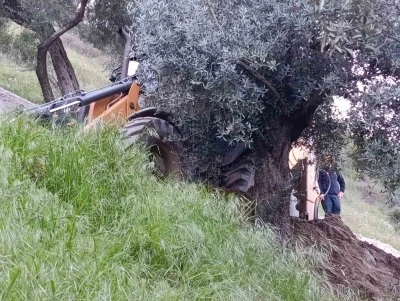 Nazilli&rsquo;de ka&ccedil;ak kazıda sırasında oluşan g&ouml;&ccedil;&uuml;kte bir kişi hayatını kaybetti
