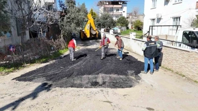 Nazilli&rsquo;de yol &ccedil;alışmaları s&uuml;r&uuml;yor
