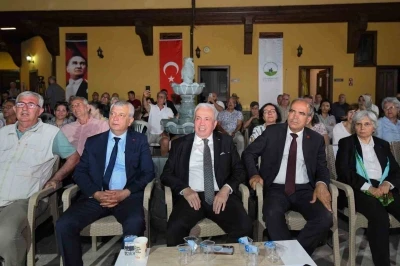 Nazım Hikmet&rsquo;in dizeleri Şadırvanlı Han&rsquo;da yankılandı
