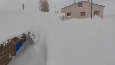 Ne Kam&ccedil;atka, ne Alaska: Sivas&rsquo;ta bina boyu kar yağdı

