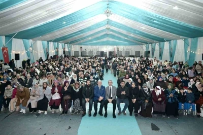 Necmettin Nursa&ccedil;an Esenyurt&rsquo;ta vatandaşlarla buluştu
