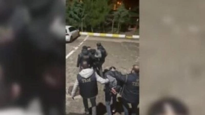 Nevruz etkinliklerinde pankart a&ccedil;an 6 ş&uuml;pheli yakalandı