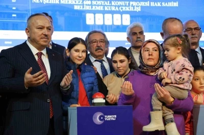 Nevşehir&rsquo;de 2 bin 368 konutun kura &ccedil;ekilişi yapıldı
