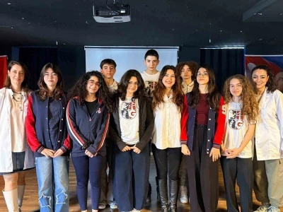 New York Times&rsquo;ın yarışmasında İzmirli &ouml;ğrencilerden başarı tablosu
