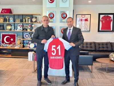 Niğde Belediye Başkanı Emrah Özdemir’den TFF’ye ziyaret

