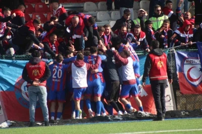 Niğde Belediyespor&rsquo;dan "Aile Trib&uuml;n&uuml;" projesi

