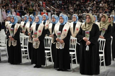 Niğde&rsquo;de 111 hafız i&ccedil;in icazet t&ouml;reni
