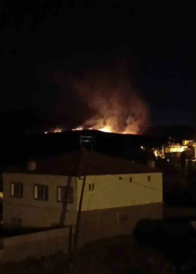 Niğde’de çobanların yaktığı ateş yangına dönüştü
