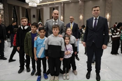 Niğde&rsquo;de G&ouml;n&uuml;l Sofraları yetim &ccedil;ocuklar i&ccedil;in kuruldu

