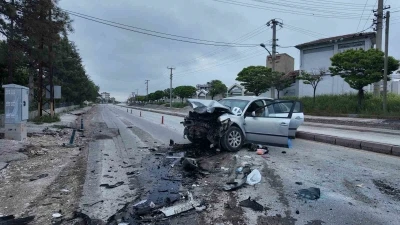 Niğde&rsquo;de iki otomobilin &ccedil;arpıştığı kazada 2 kişi hayatını kaybetti
