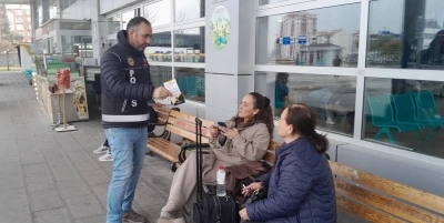 Niğde&rsquo;de narkotik ekiplerinden bilgilendirme seferberliği
