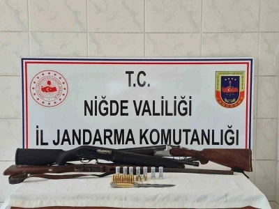 Niğde’de ruhsatsız silah operasyonu: 4 kişi hakkında adli işlem başlatıldı
