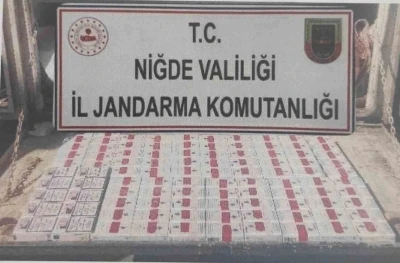 Niğde’de yol kontrolünde 370 paket kaçak sigara ele geçirildi
