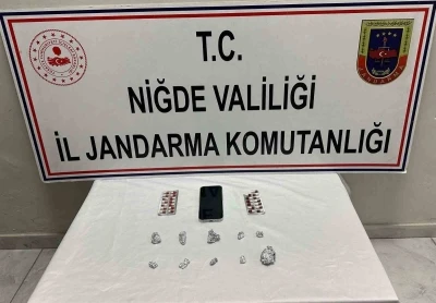 Niğde&rsquo;deki uyuşturucu operasyonunda 2 ş&uuml;pheli g&ouml;zaltına alındı

