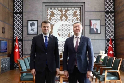 Niğde&rsquo;nin Altay k&ouml;y&uuml; Nevruz&rsquo;a hazırlanıyor: Başkonsolos Kanafeyev incelemelerde bulundu
