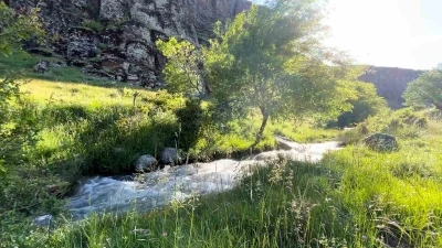 Niğde&rsquo;nin Uzandı Vadisi g&ouml;rsel ş&ouml;leniyle ziyaret&ccedil;ilerini ağırlıyor
