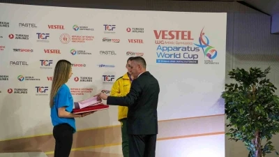 Niğdeli cimnastik&ccedil;iler D&uuml;nya Kupası heyecanını yerinde yaşadı
