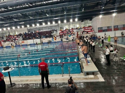 Niğdeli sporculardan Uluslararası Masterlar T&uuml;rkiye Y&uuml;zme Şampiyonası&rsquo;nda gururlandıran başarı
