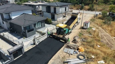 Nil&uuml;fer&rsquo;de asfalt &ccedil;alışmaları hız kazandı
